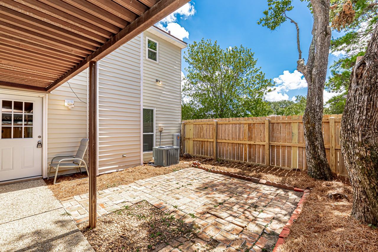 9821 Siegen Ln #1 - Photo 4 of 12