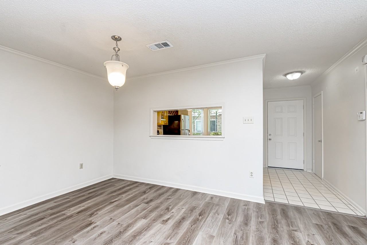 9821 Siegen Ln #1 - Photo 5 of 12