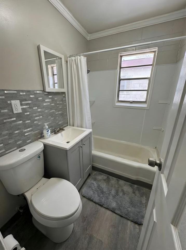 303 Hay St - Photo 6 of 10