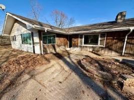 featured image of 1104 Illinois St