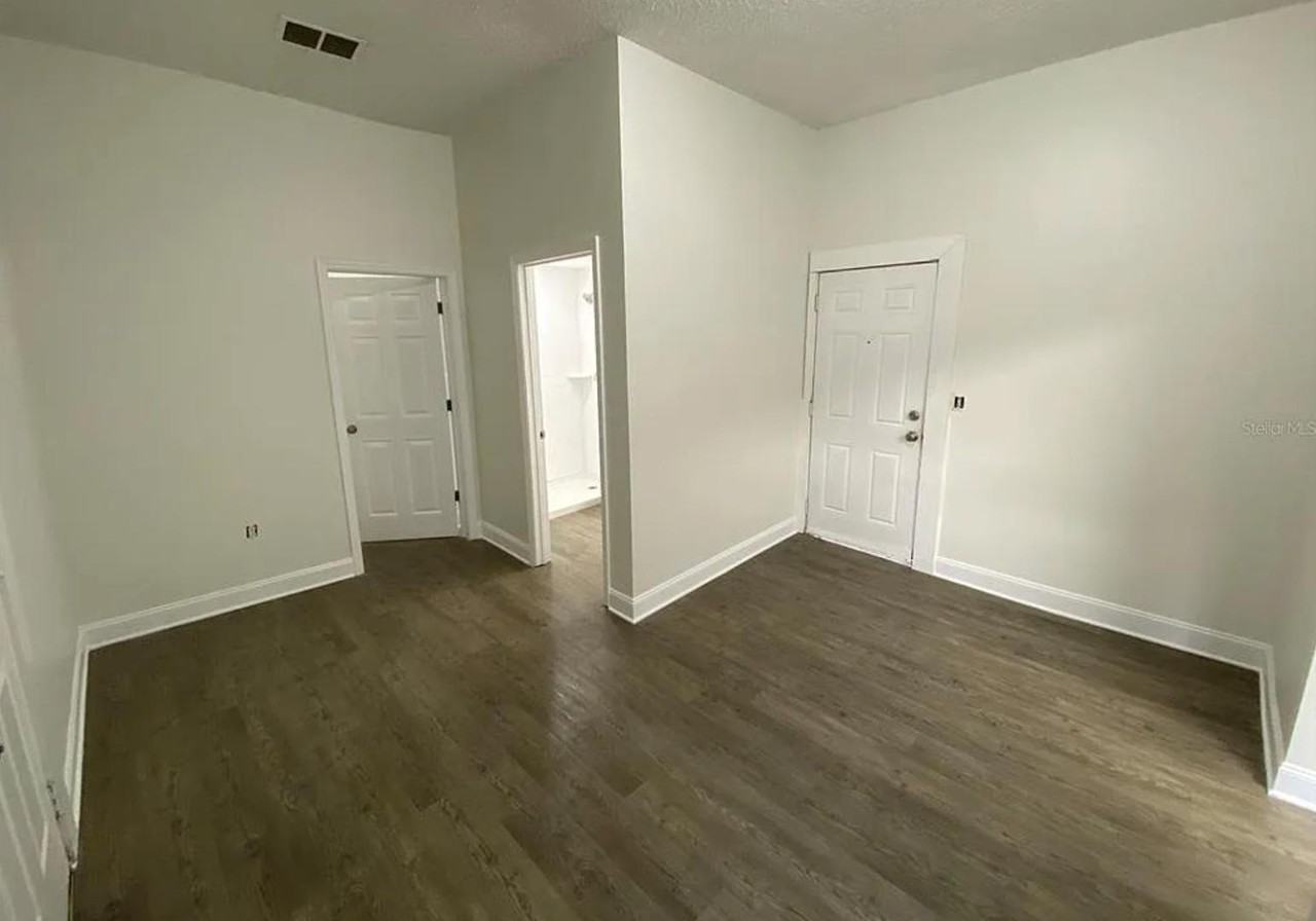 1 Story House - 3511 N 12th St - Photo 2 of 17