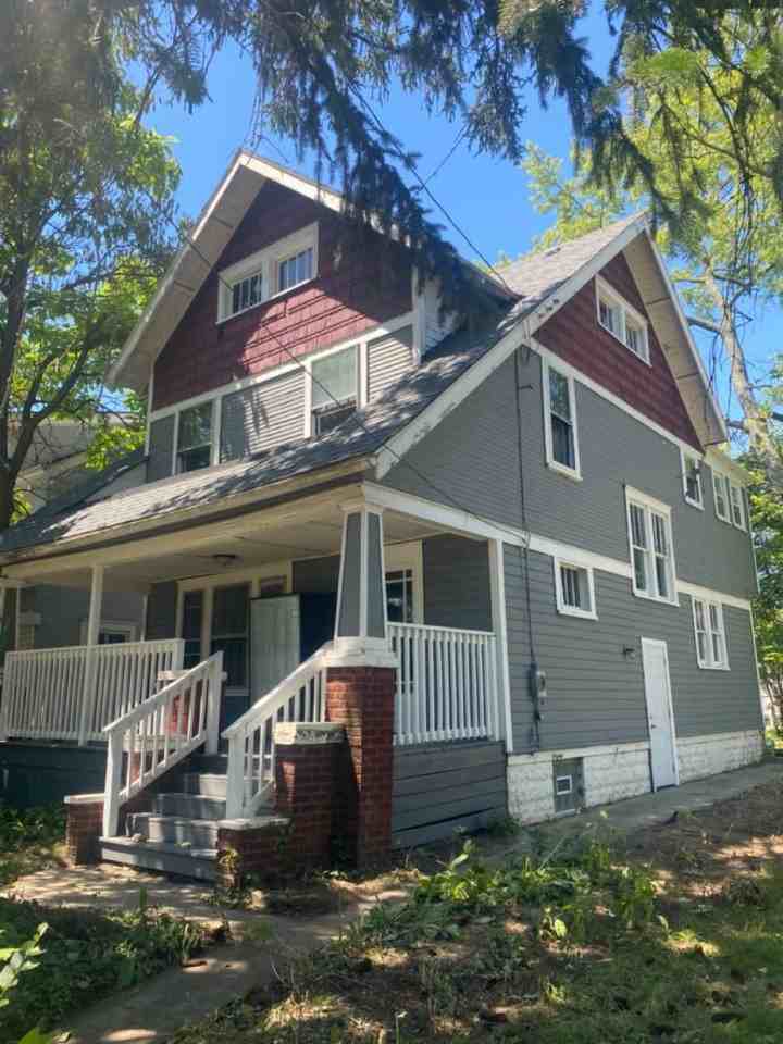 937 Lawton St - Photo 2 of 20