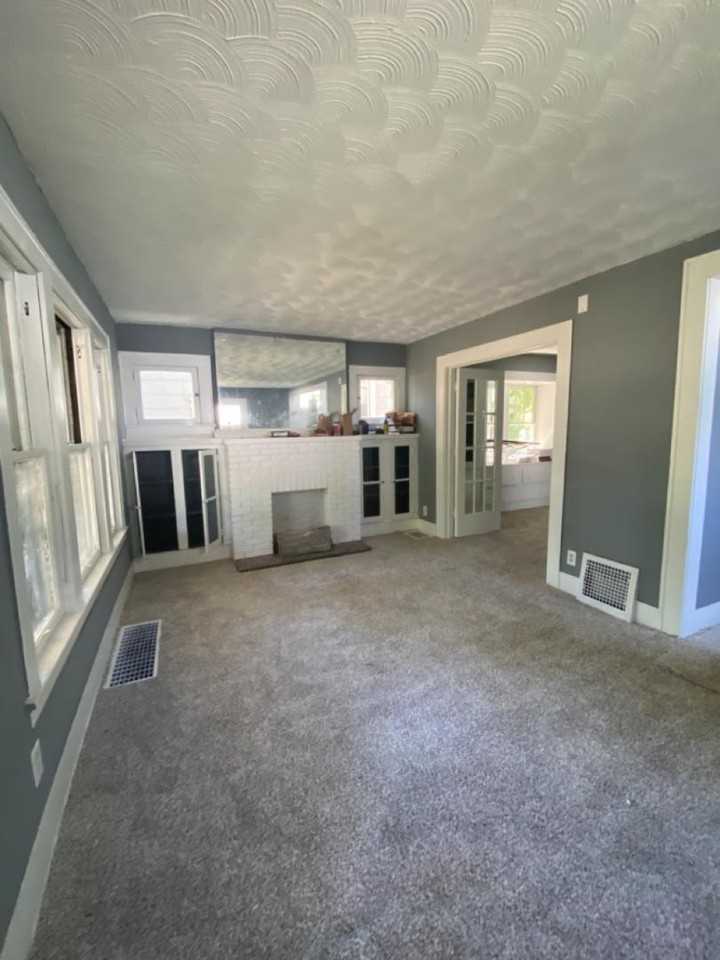 937 Lawton St - Photo 3 of 20