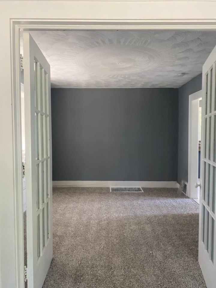 937 Lawton St - Photo 6 of 20