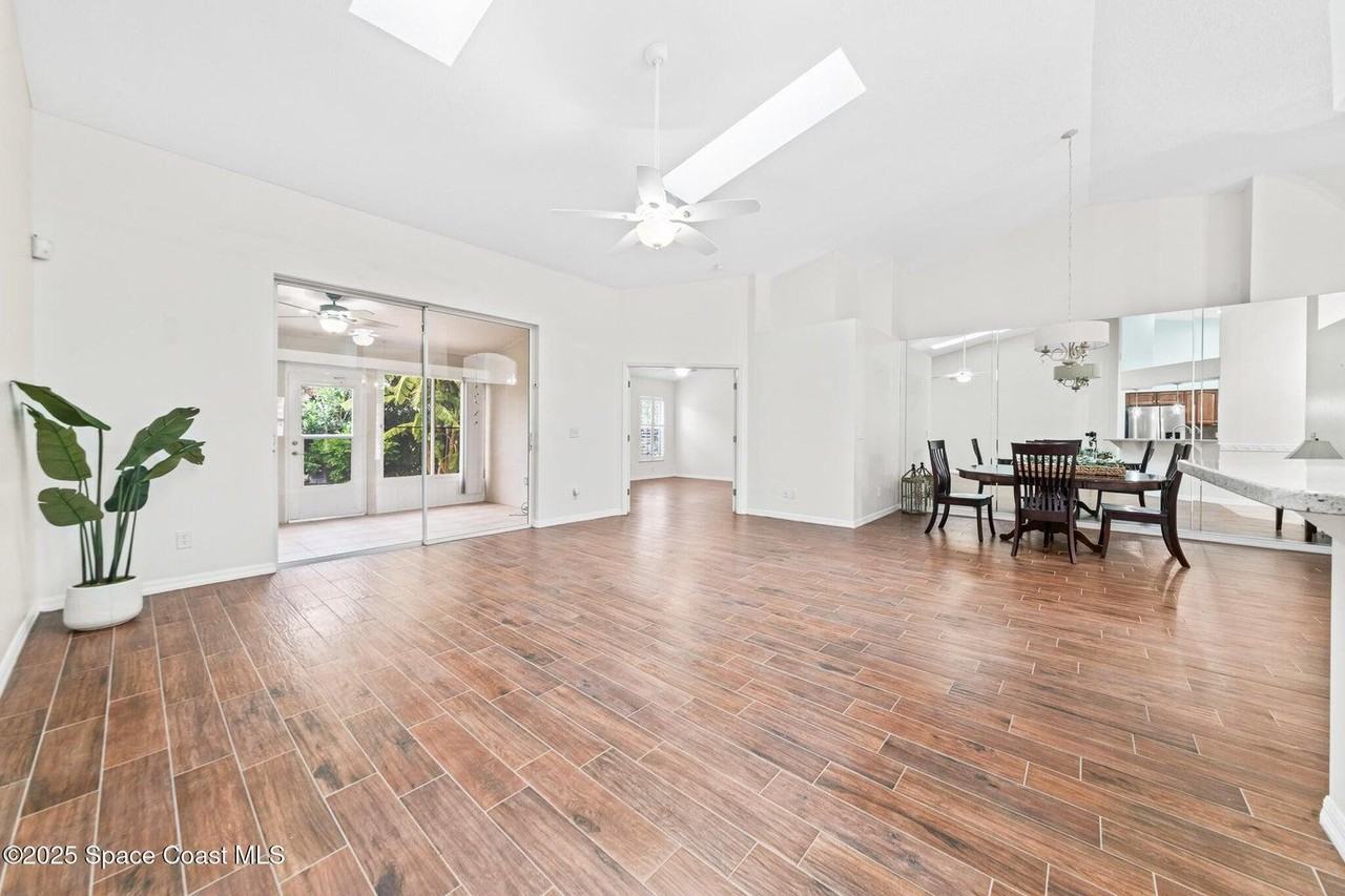 7701 Candlewick Dr - Photo 7 of 11