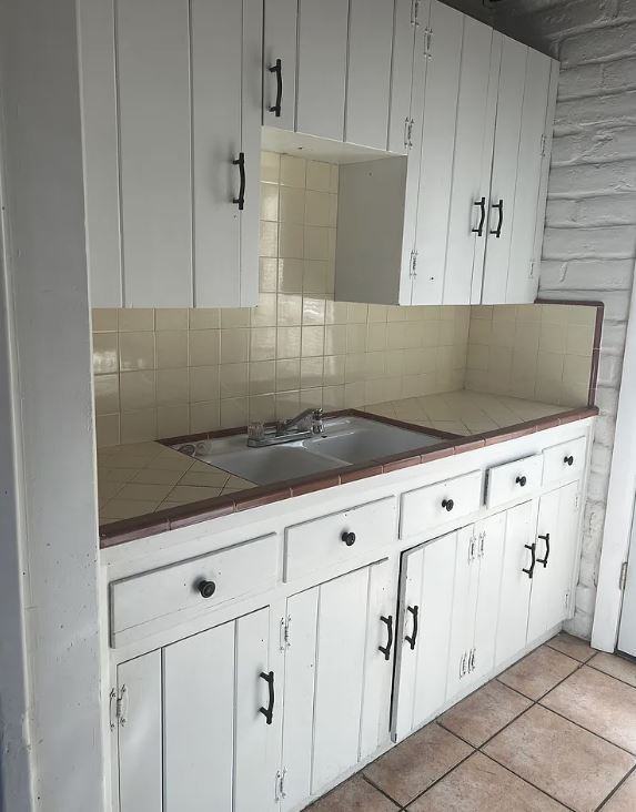 3250 E Water St #1 - Photo 3 of 13