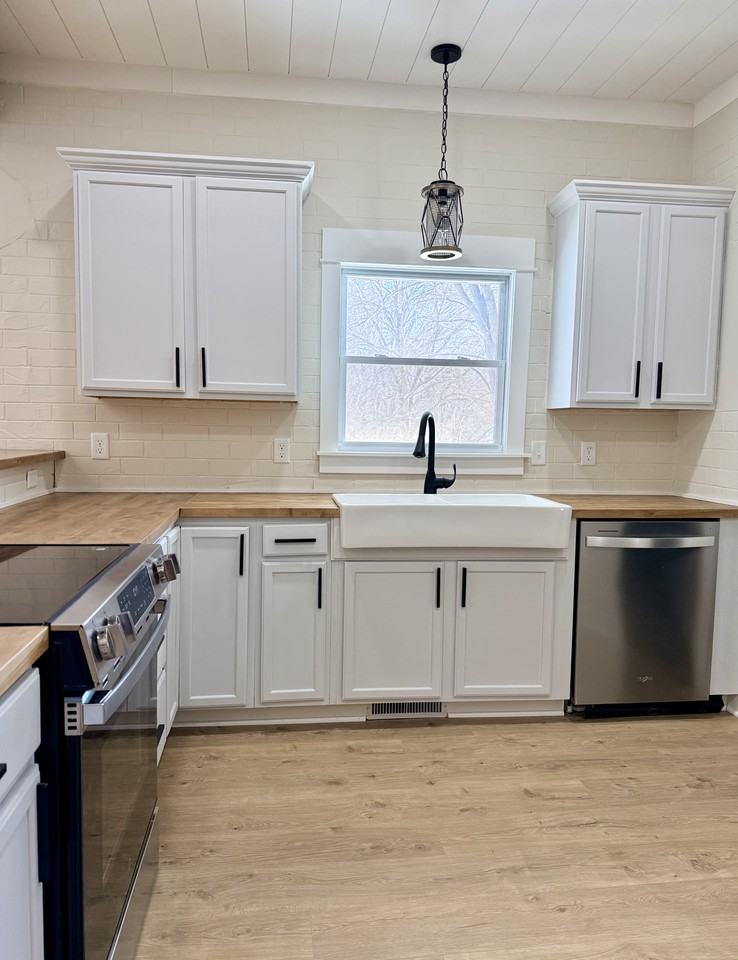 553 Elm Ave E #NA - Photo 7 of 17