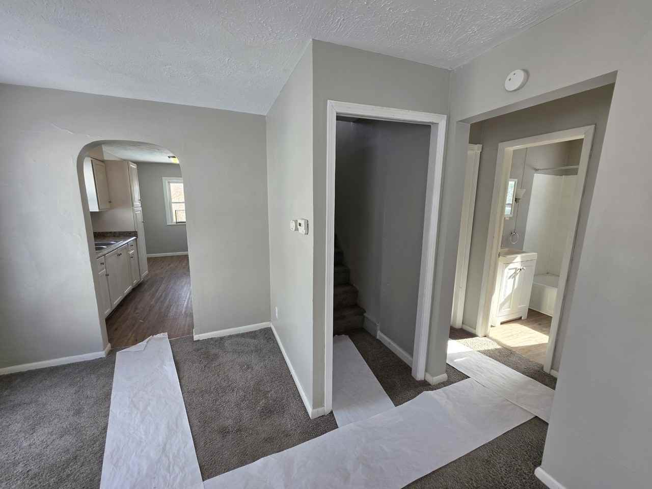 1047 Yukon Ave #NA - Photo 2 of 8