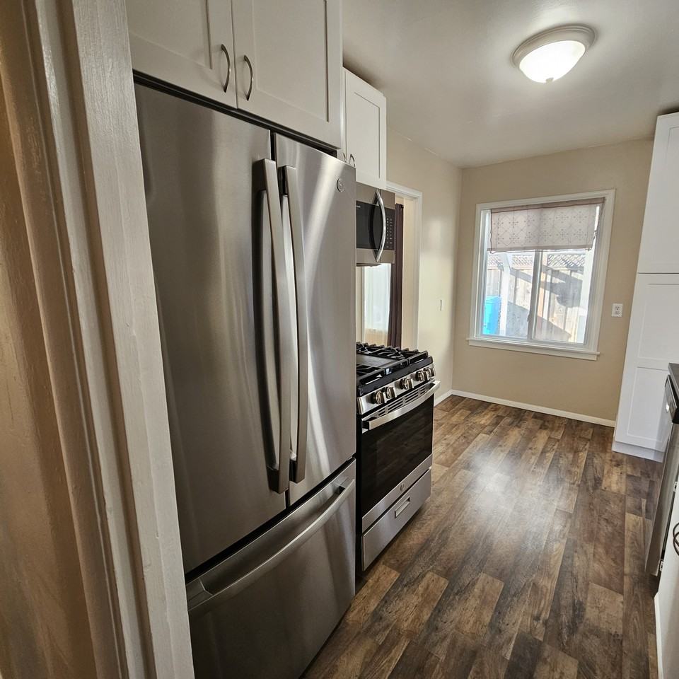 412 Elm Ave #NA - Photo 7 of 15