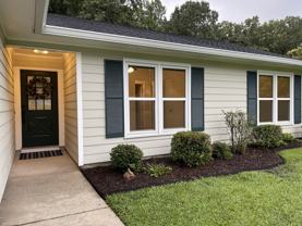 717 Redwood Park #NA - Photo 1 of 1