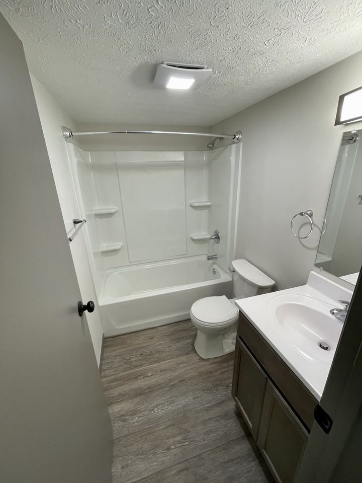 1016 Eastward Cir #1 - Photo 5 of 6