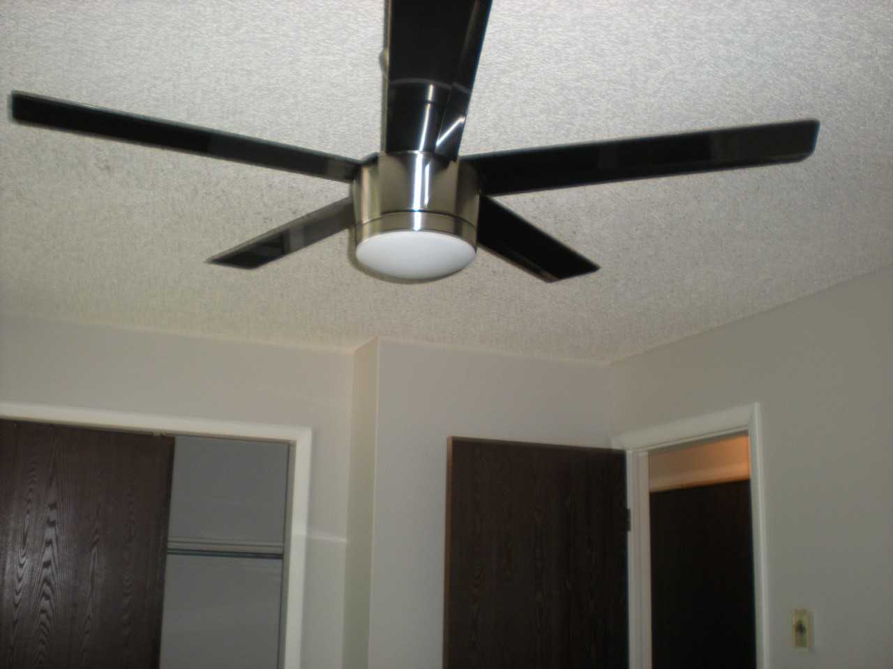 1024 E Swallow Rd #C - Photo 2 of 3