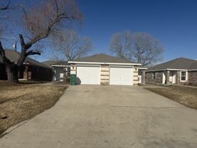 933 Maplewood St #A - Photo 1 of 1