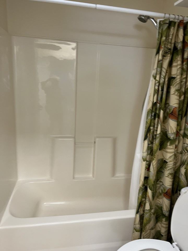 725 Gray St S #B - Photo 5 of 15