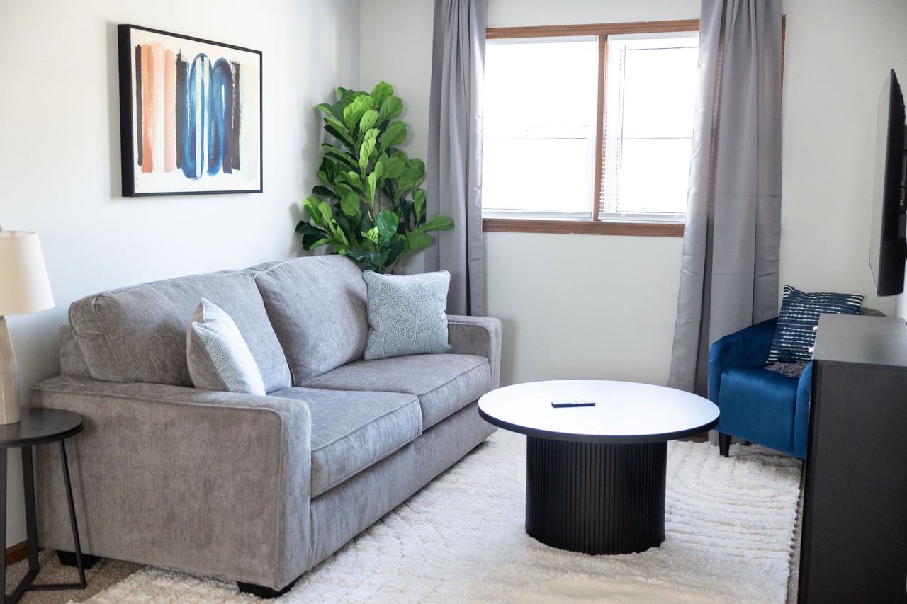 923 Fremont St #5 - Photo 3 of 50