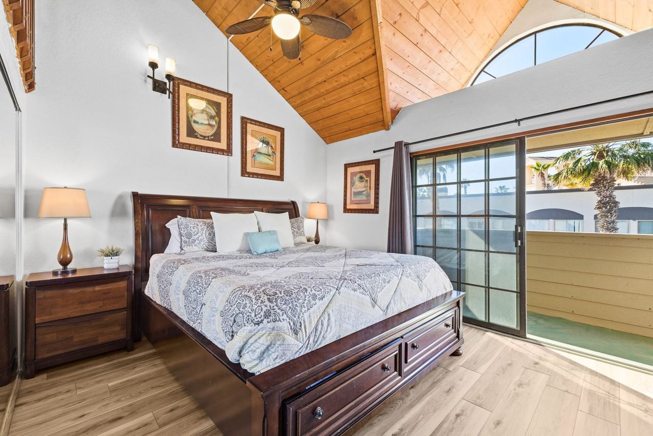 731 Seacoast Dr #731 - Photo 3 of 50