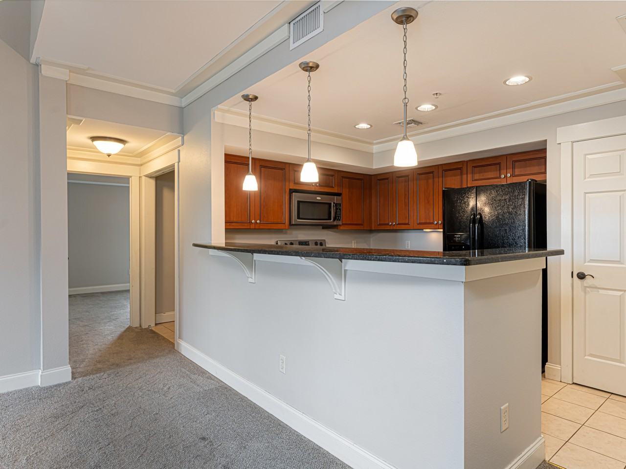 2 Monticello Village Dr #302 - Photo 7 of 48