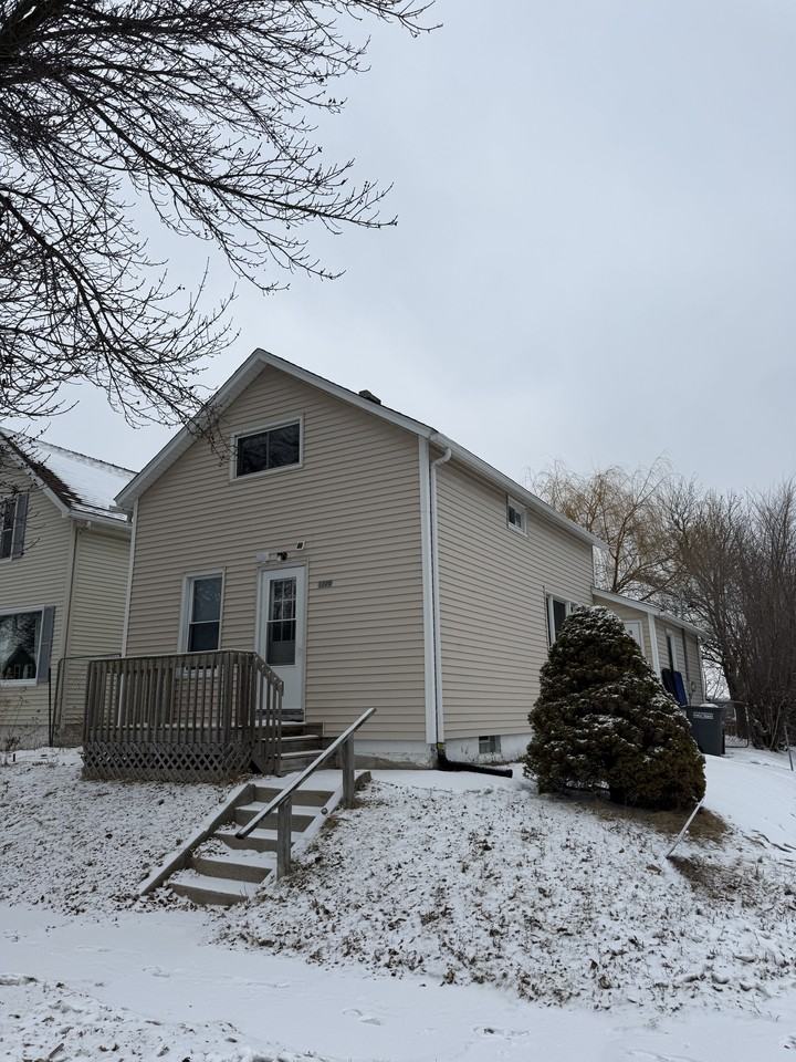 1202 Alabama Ave #1 - Photo 3 of 25