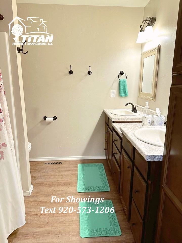 2582 Wildflower Row #1 - Photo 7 of 8