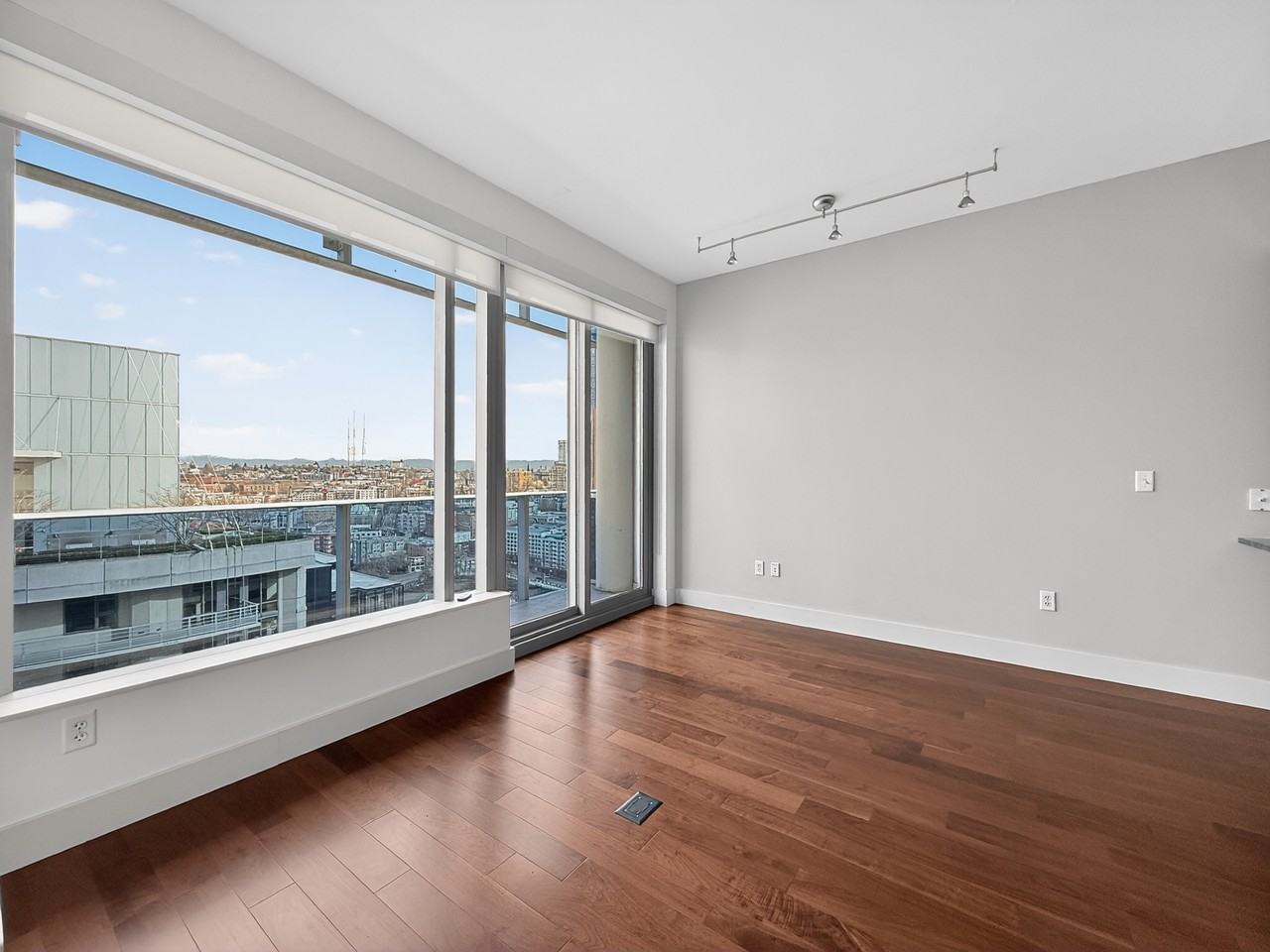 737 Olive Way #2803 - Photo 4 of 24