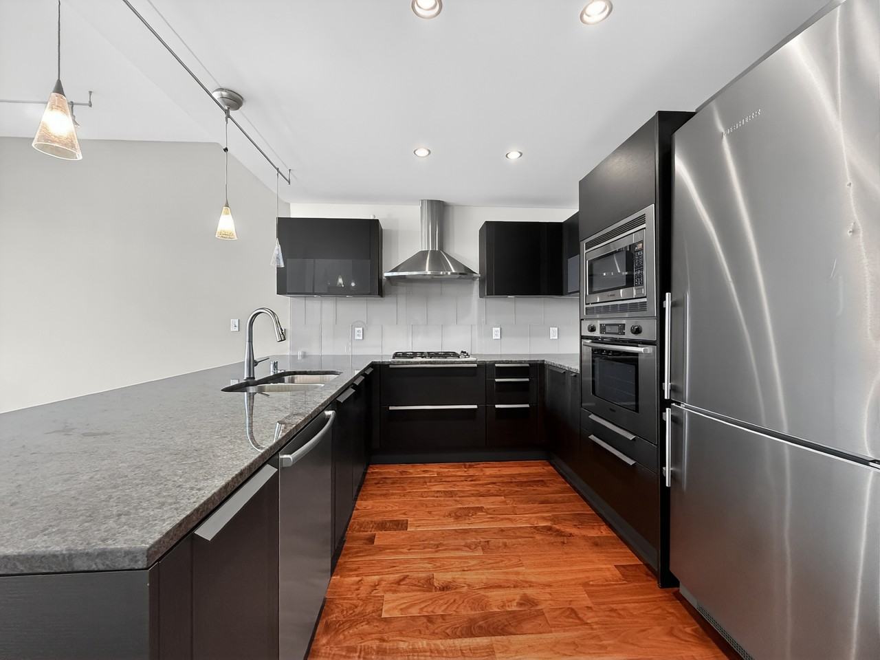 737 Olive Way #2803 - Photo 6 of 24