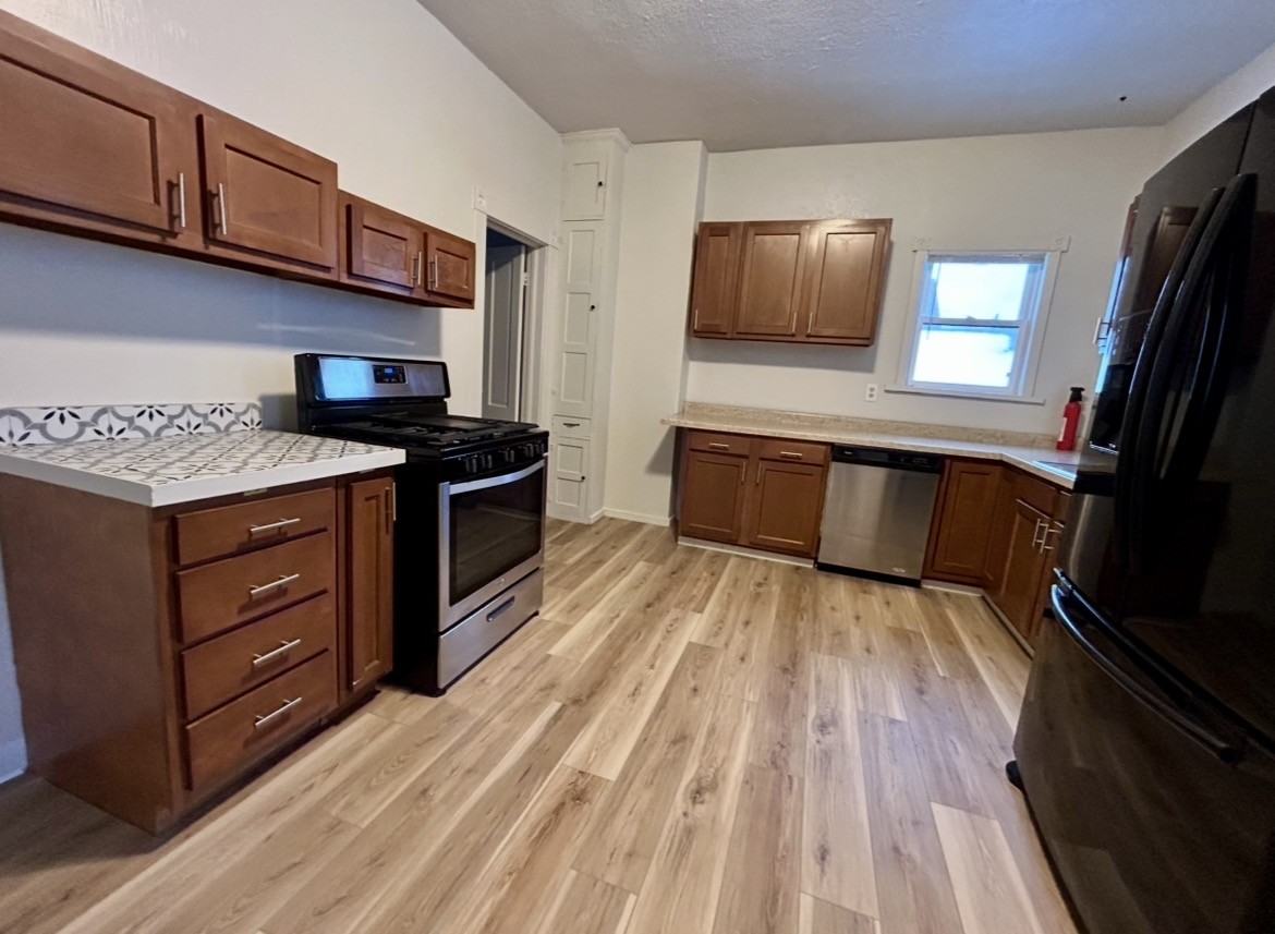 402 W 14th Ave Lowr - Photo 6 of 27