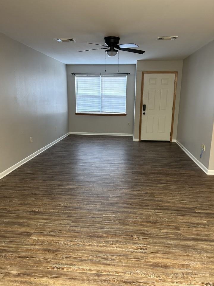 2824 W Barnett Springs Ave #2824 - Photo 4 of 31