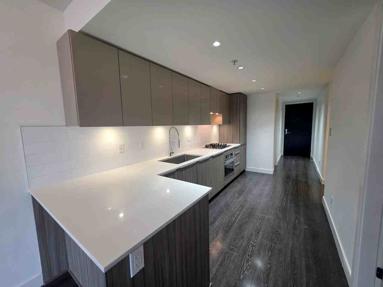 1588 East Hastings Street #301 - Photo 5 of 27