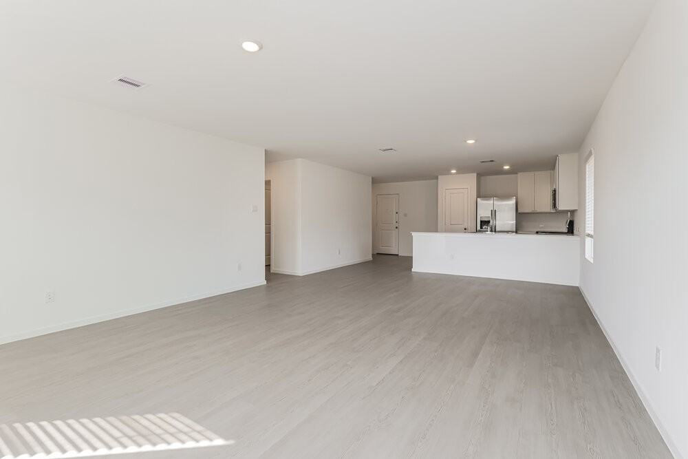 12113 Kellsway Ct - Photo 3 of 16