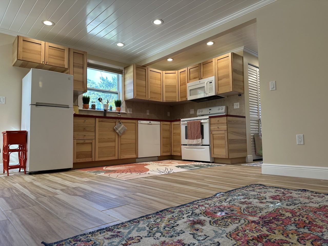 112 Parker Dr #W - Photo 2 of 14