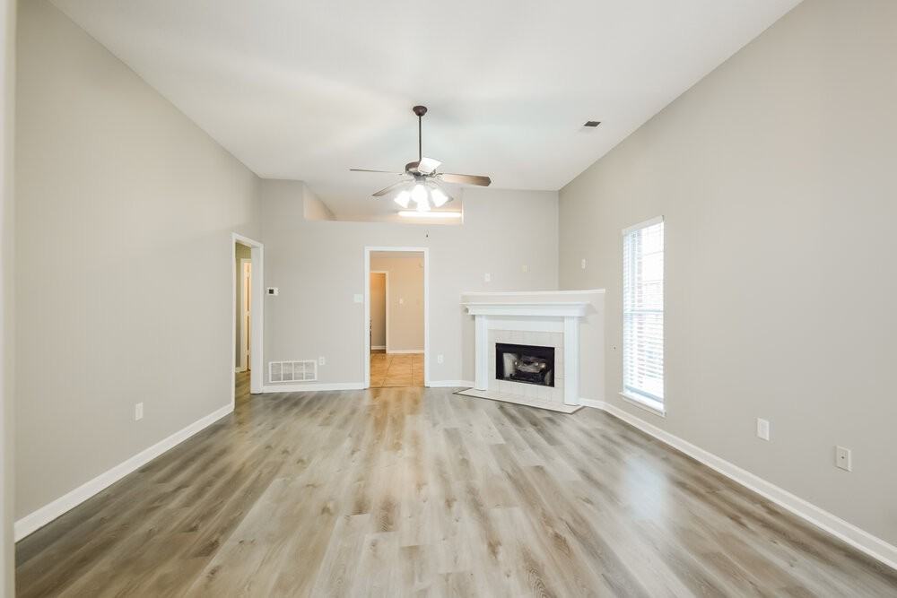 649 Grant Dr - Photo 6 of 17