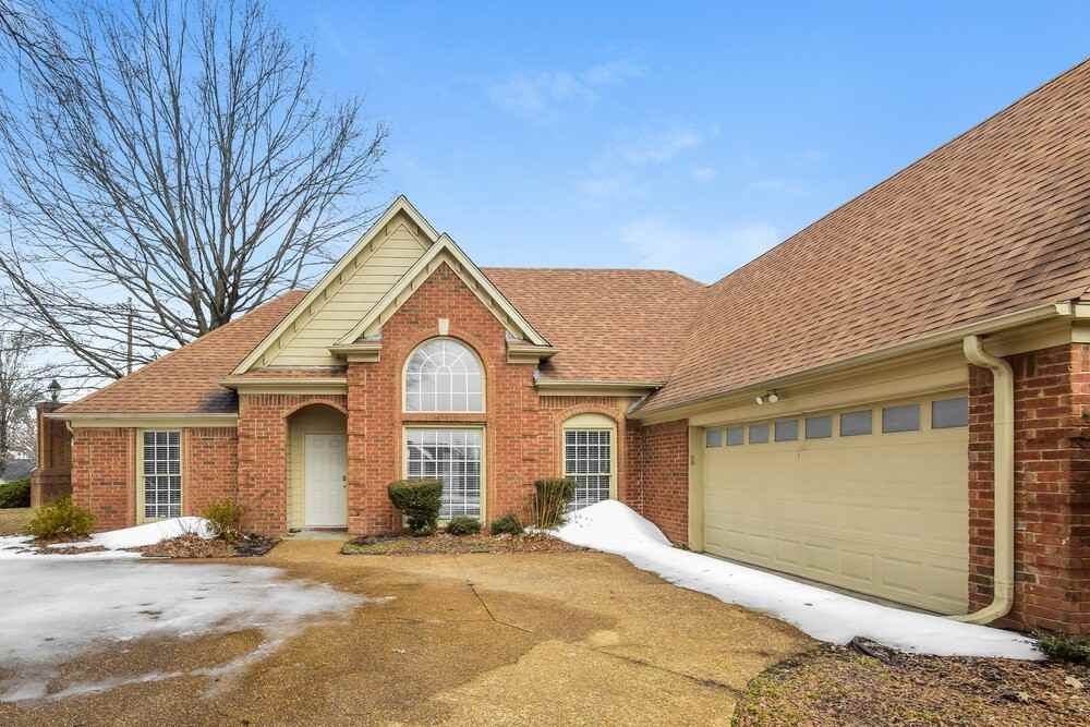 9922 Lacee Ln - Photo 3 of 16