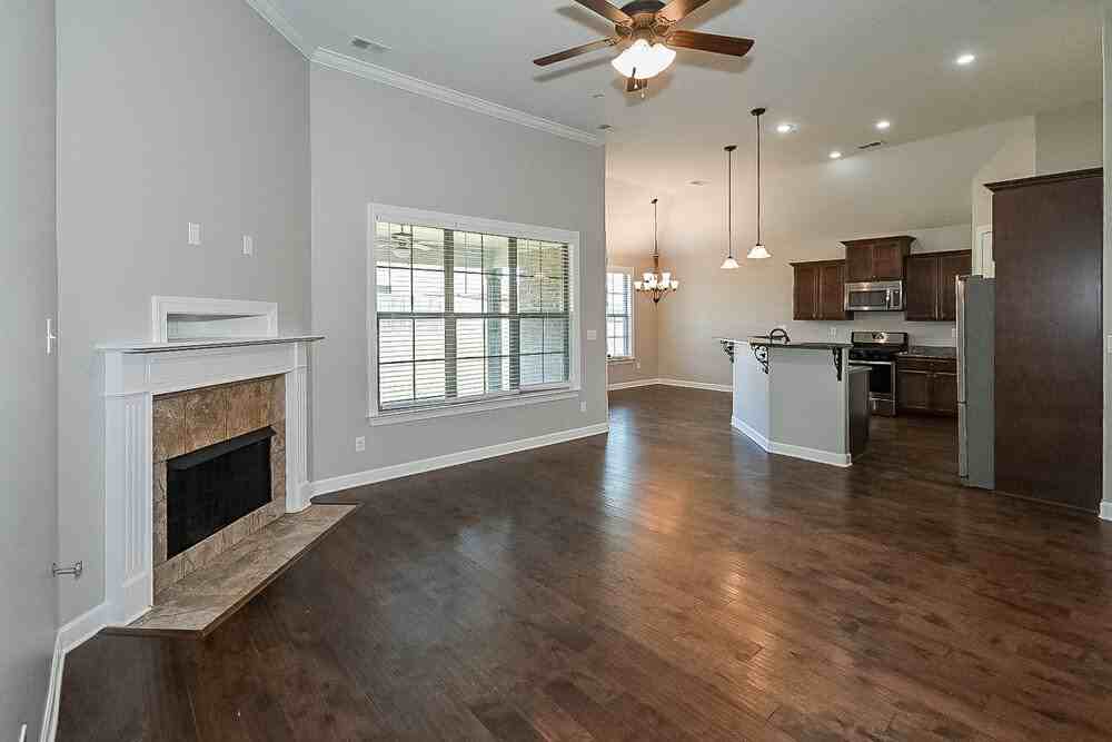 40 Donna Lyn Dr - Photo 5 of 16