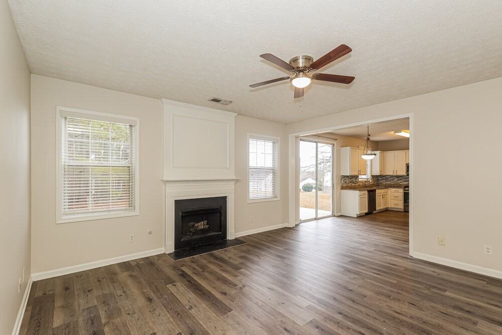 7121 Silver Mine Xing - Photo 5 of 17