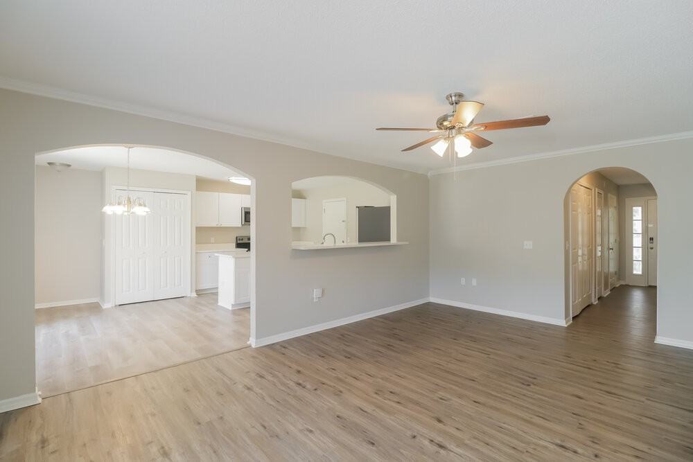 30200 Double Dr - Photo 6 of 17