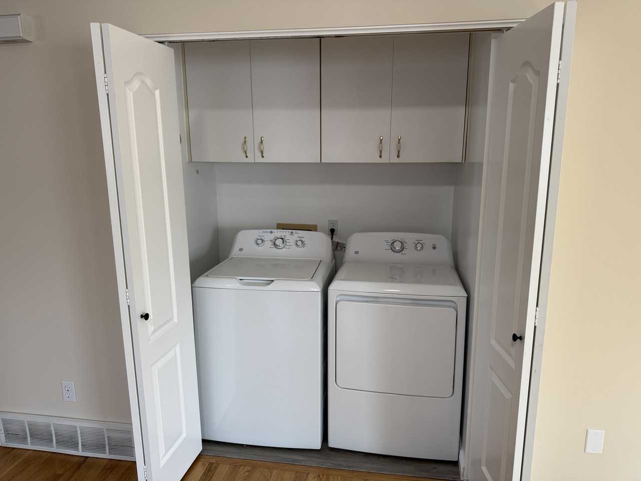 679 E Villager Ln - Photo 5 of 25