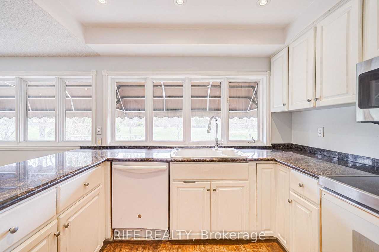 17 Bramble Drive - Photo 3 of 49