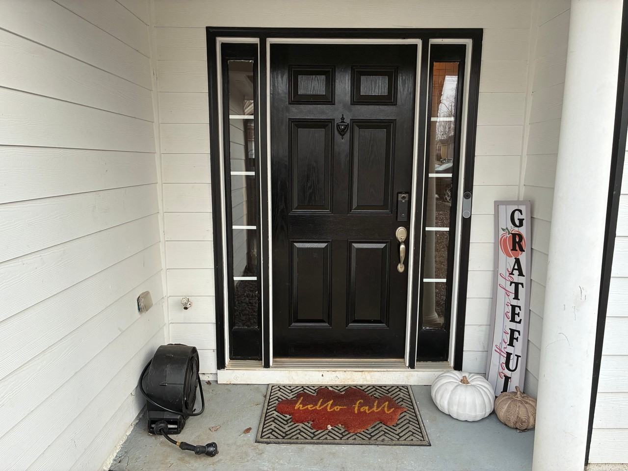 6685 Browns Mill Trl - Photo 3 of 31