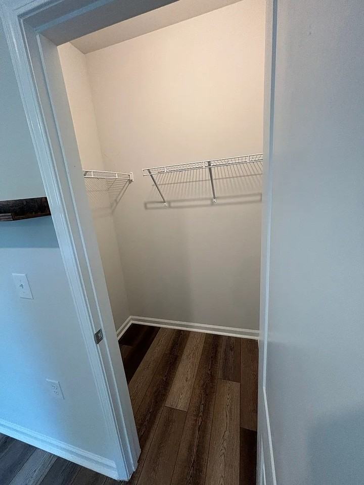 1002 Kaya Ct - Photo 5 of 32