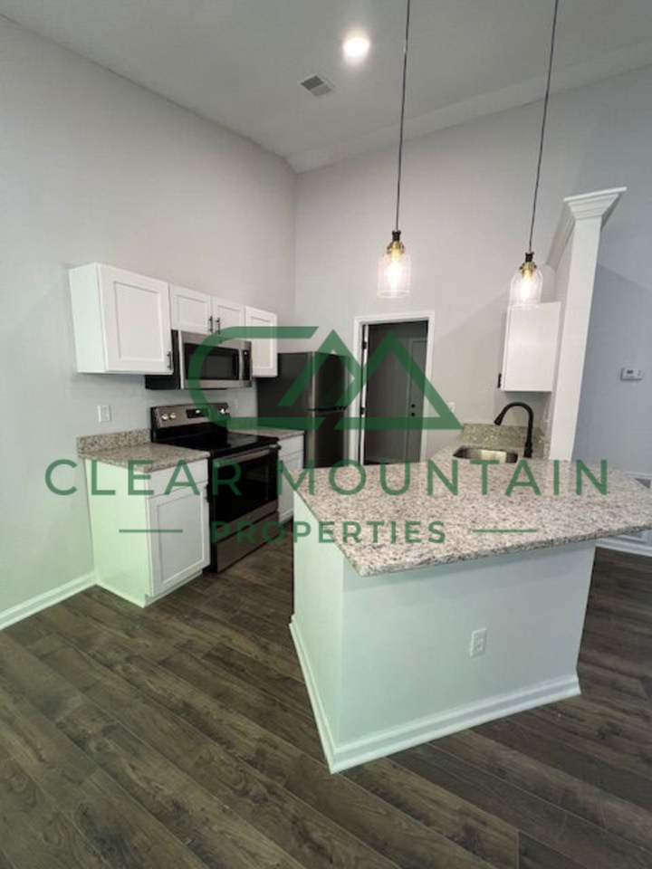 1 Cypress Cove Ct - Photo 2 of 15