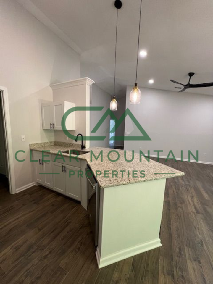 1 Cypress Cove Ct - Photo 4 of 15