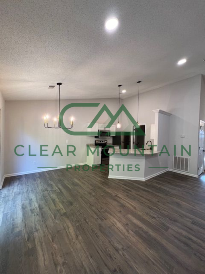 1 Cypress Cove Ct - Photo 5 of 15