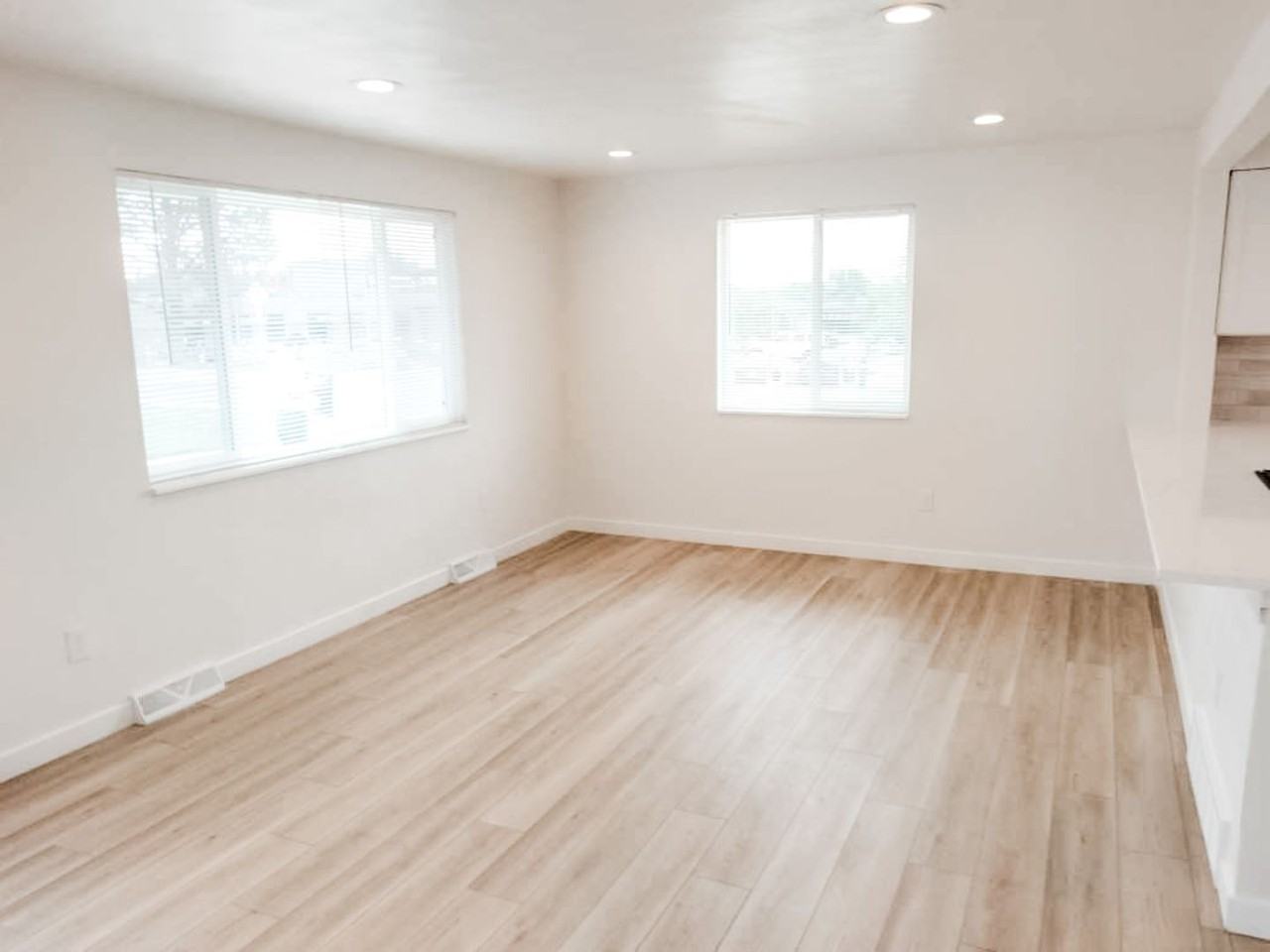 2015 Depew St #2027 - Photo 4 of 16