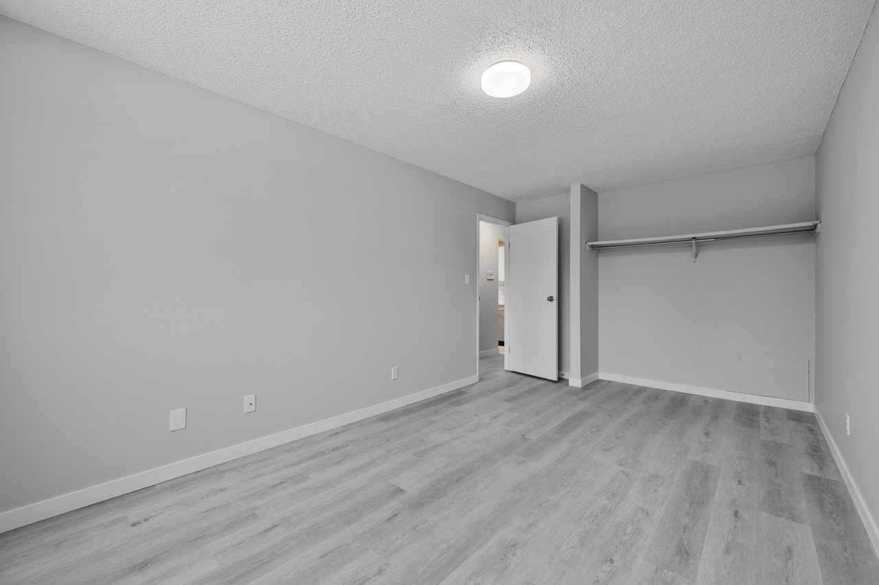 Cedarstone Place - Photo 6 of 17