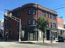 featured image of 192 192 -196 Shirley Ave