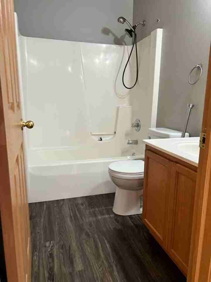 1715 Dainesway - Photo 7 of 10