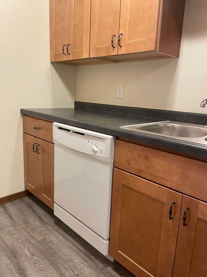 North Country Apartments - Photo 3 of 29