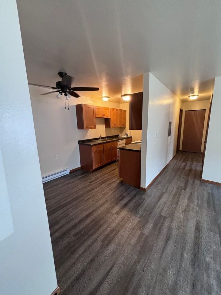 North Country Apartments - Photo 7 of 29