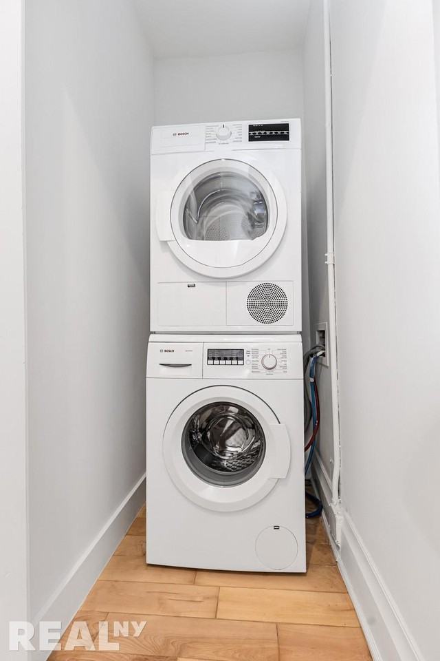 8th Ave #2R - Photo 5 of 8