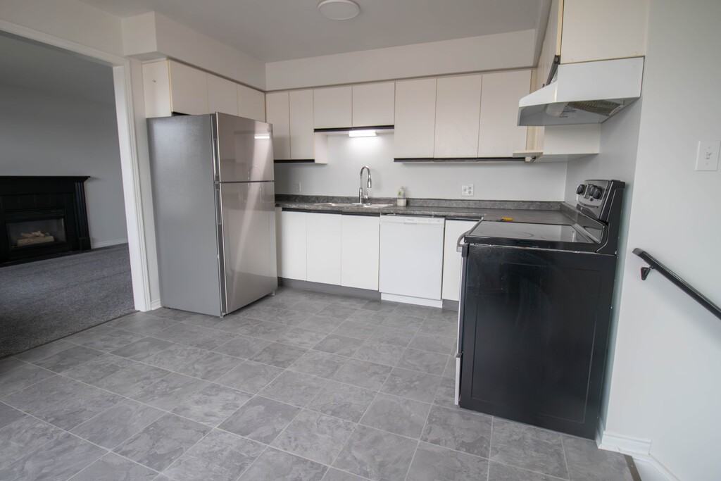 33 Canal Bank St - Photo 2 of 40